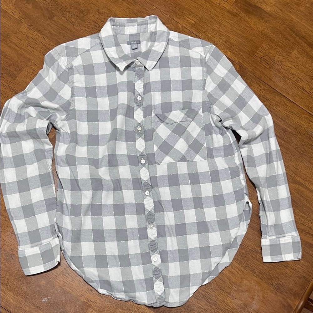Aerie Gray and White Checkered Women's Button Down Shirt